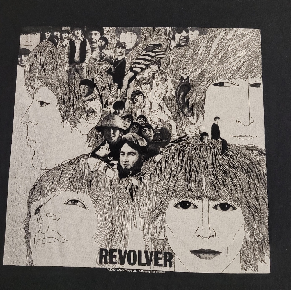 **SOLD** Beatles Revolver Album Vintage 2002 Black Tshirt